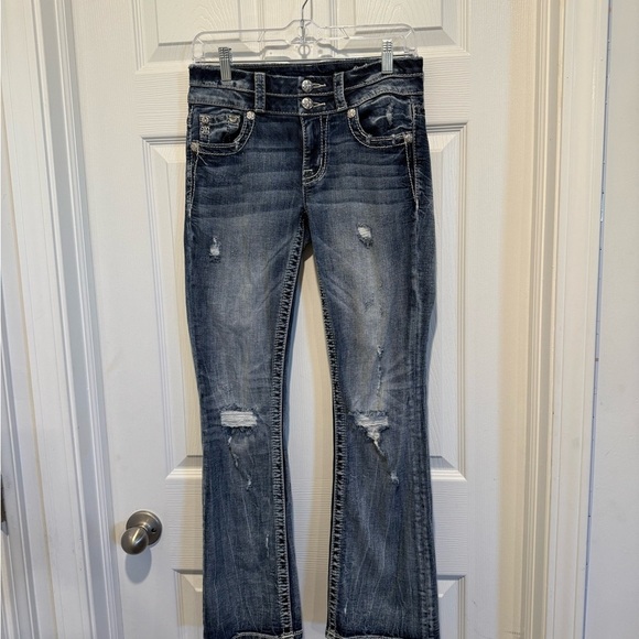 Miss Me Low Rise Boot Tailored Size 26. Distressed Style # J9380SBS. - Picture 3 of 6